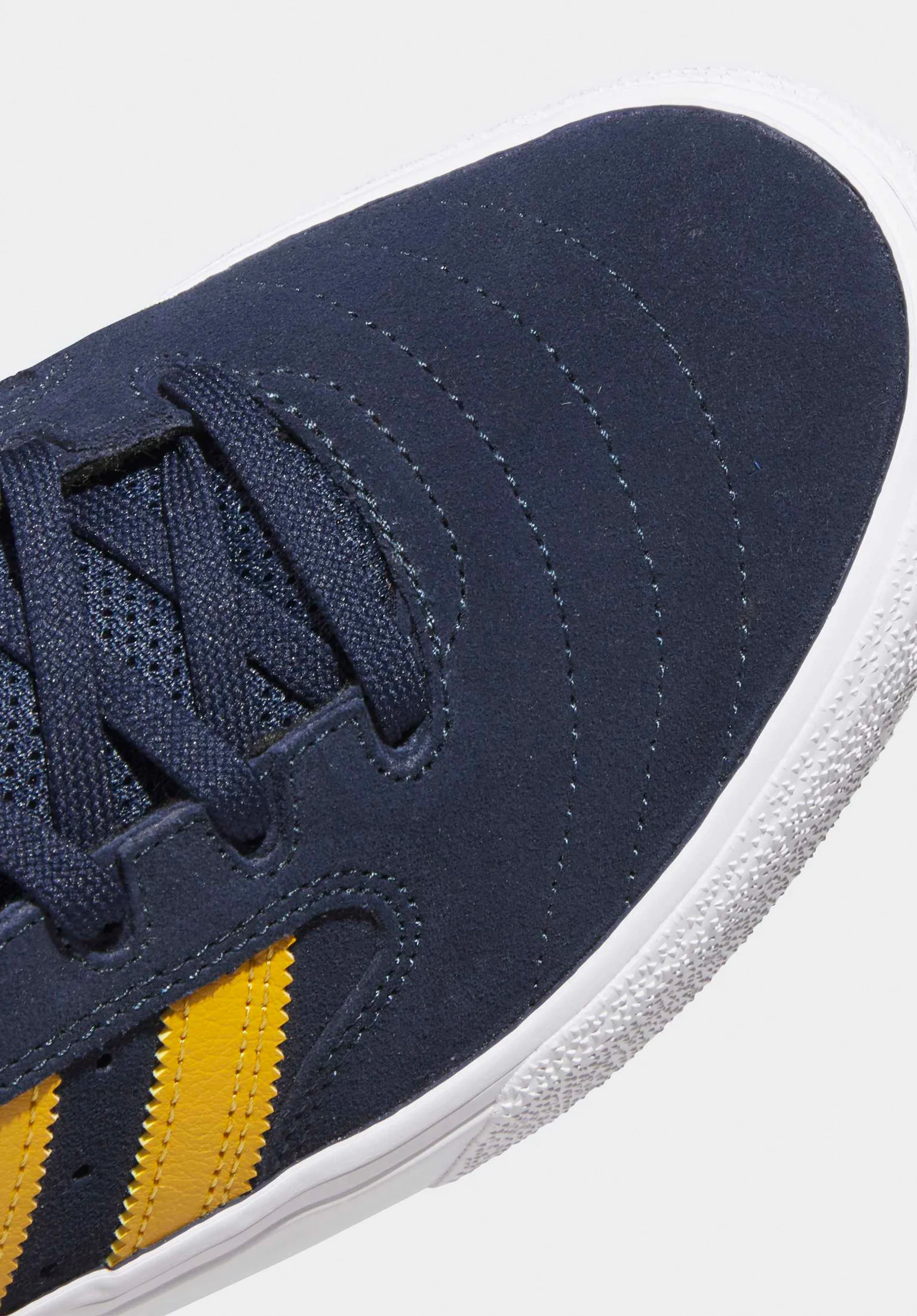 Busenitz Vulc II - Image 4