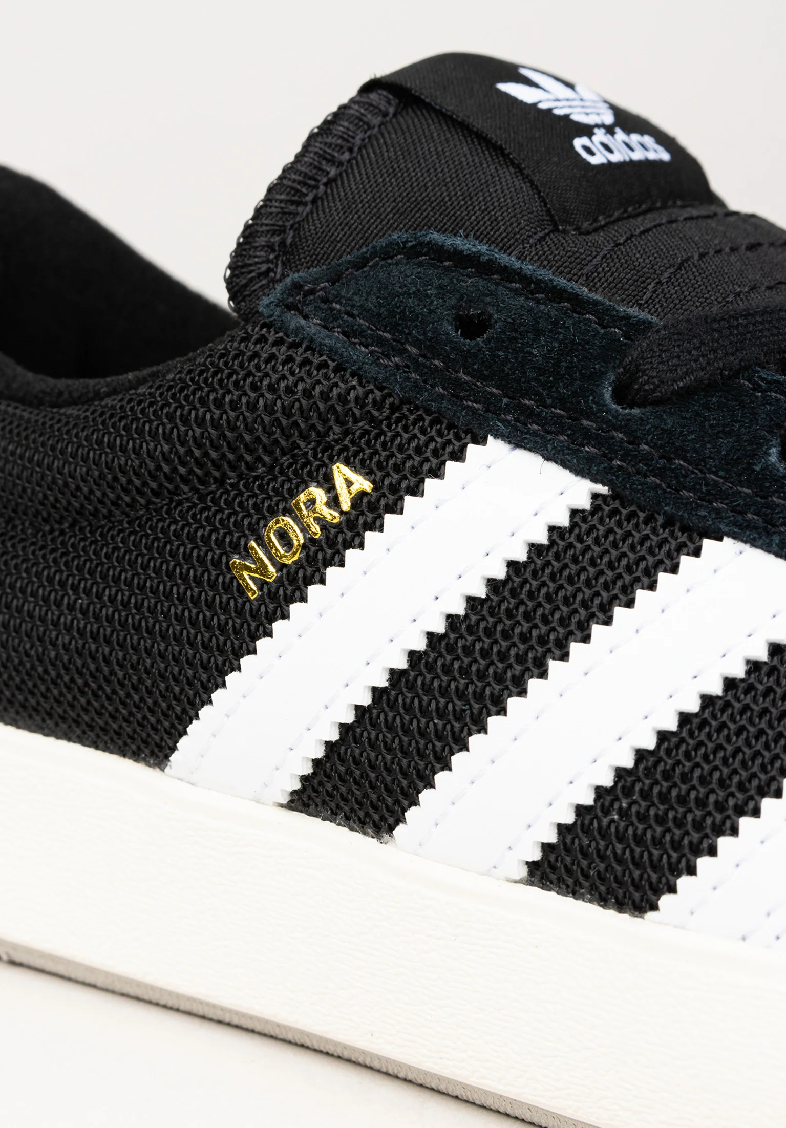 Nora - Image 7