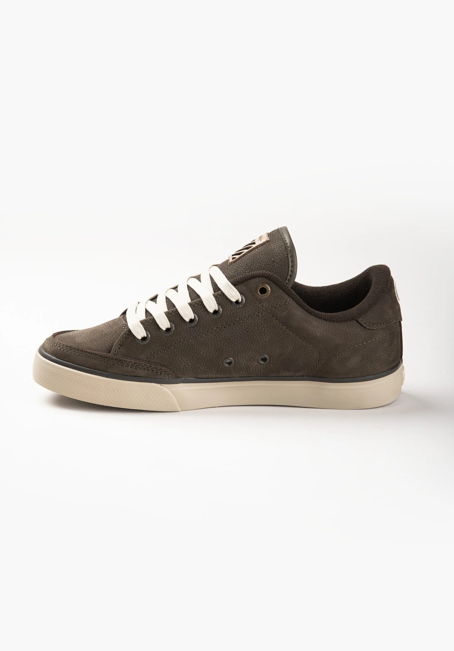 Lopez 50 SE x Manhole - Image 5