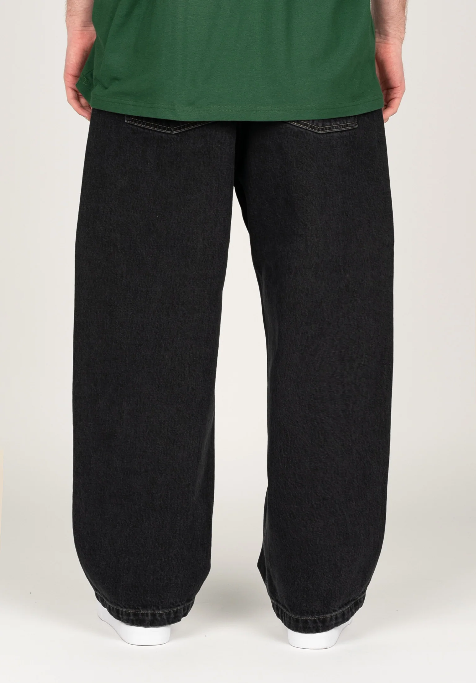 Brandon Pant - Image 3