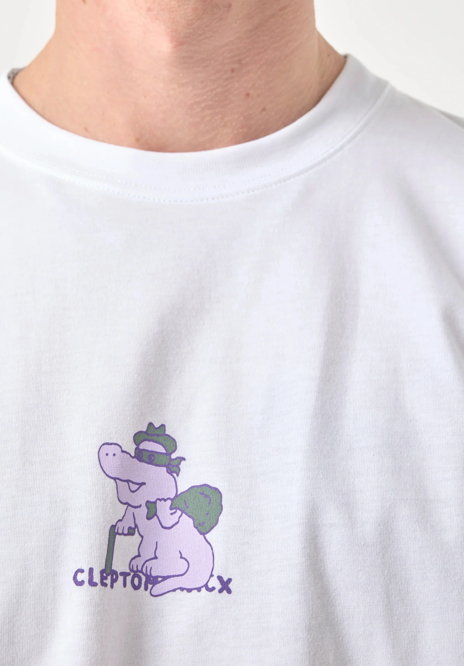 Old Thug - Image 3