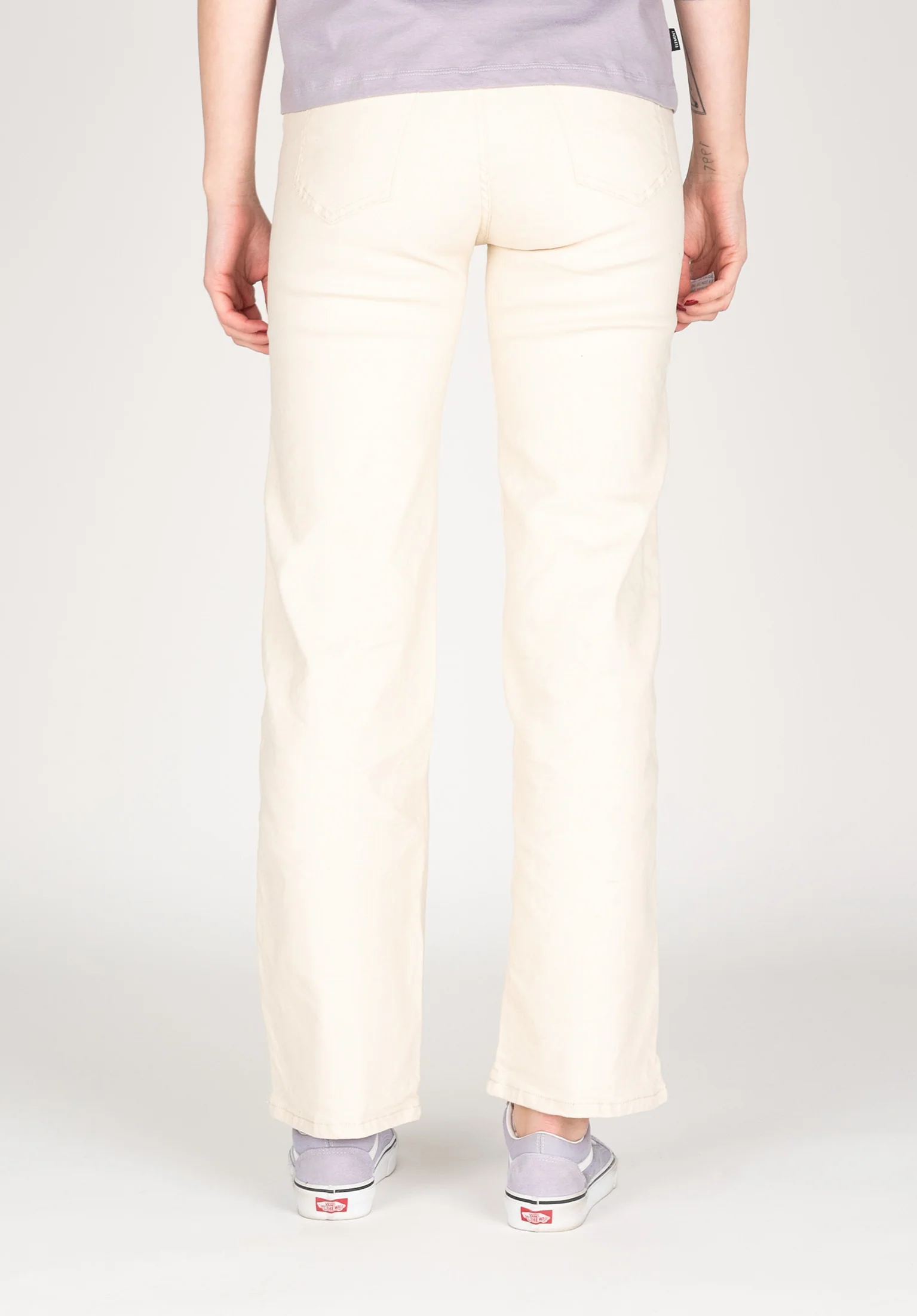 Moxy Straight - Image 3