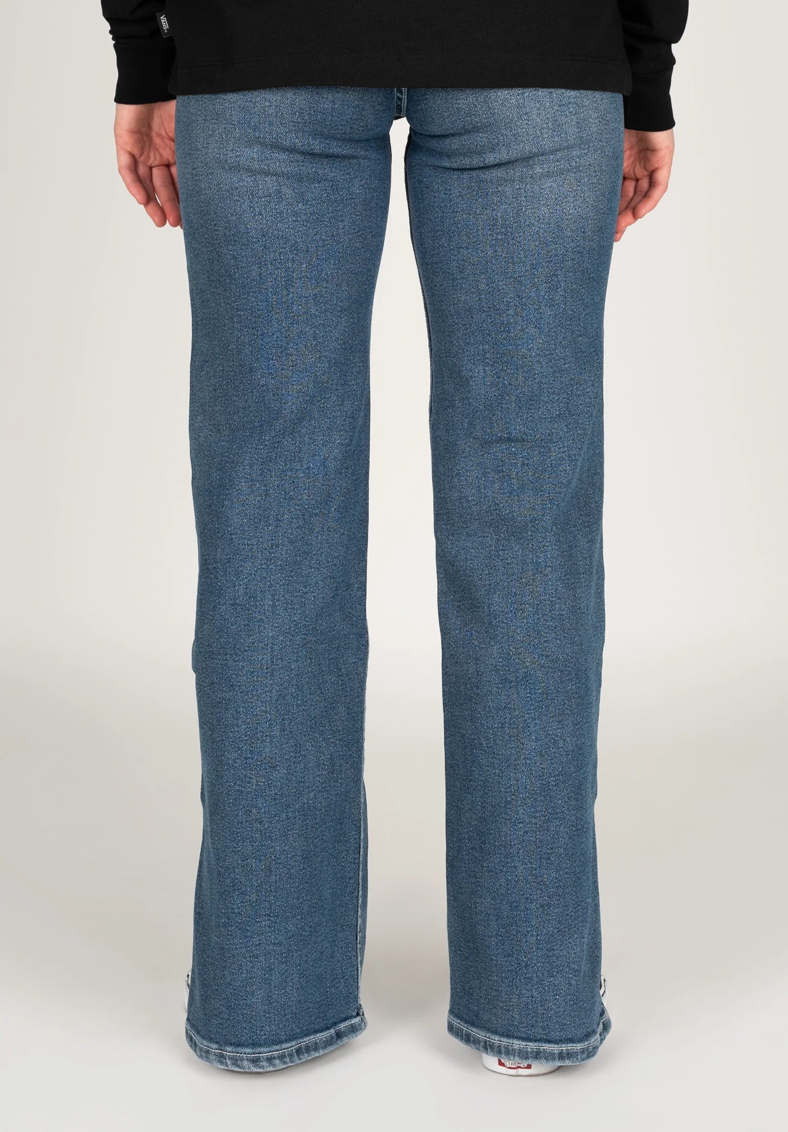 Moxy Straight Shoe Cut - Image 2