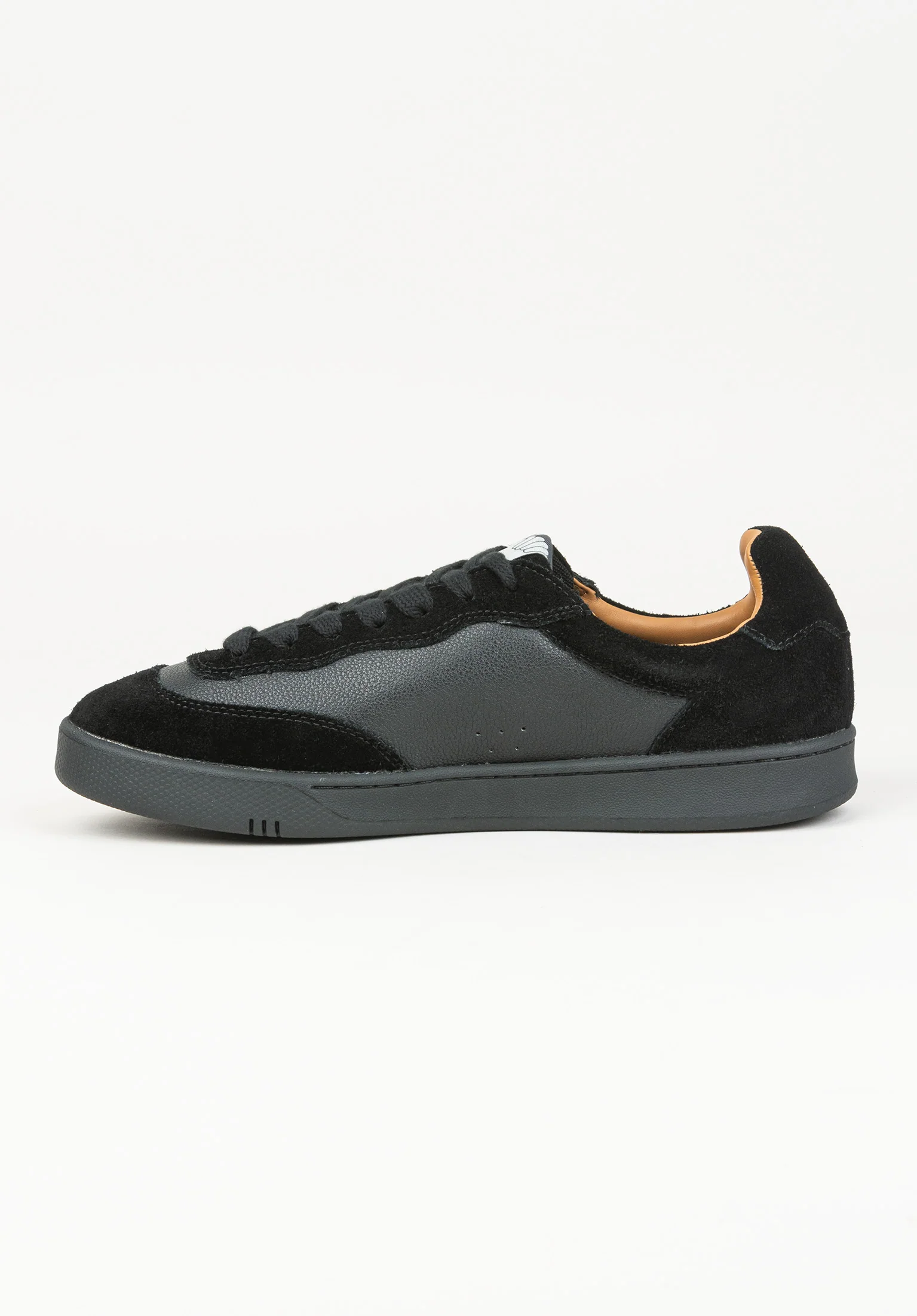 CM001 Low Suede - Image 4