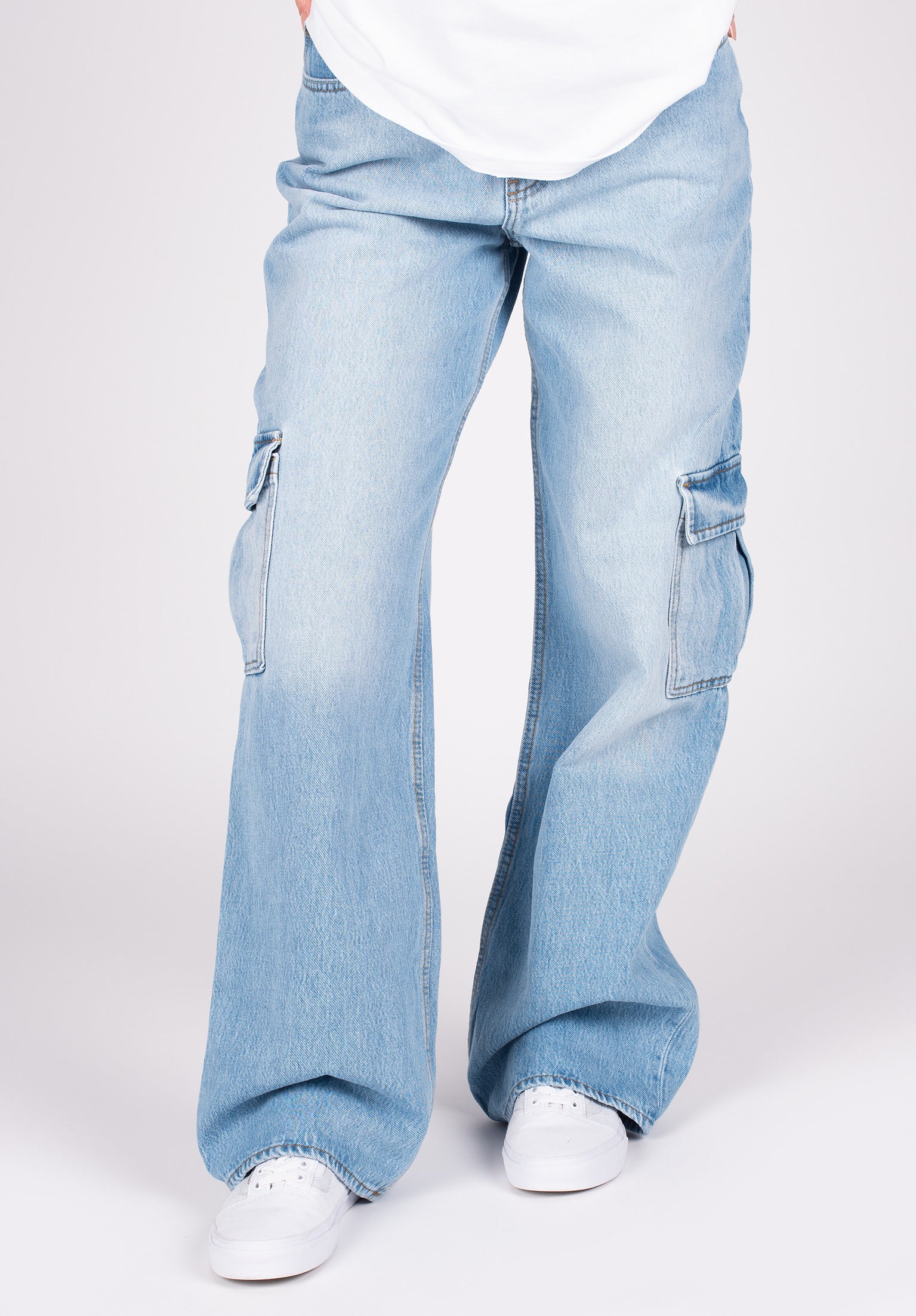 Women Mia Cargo