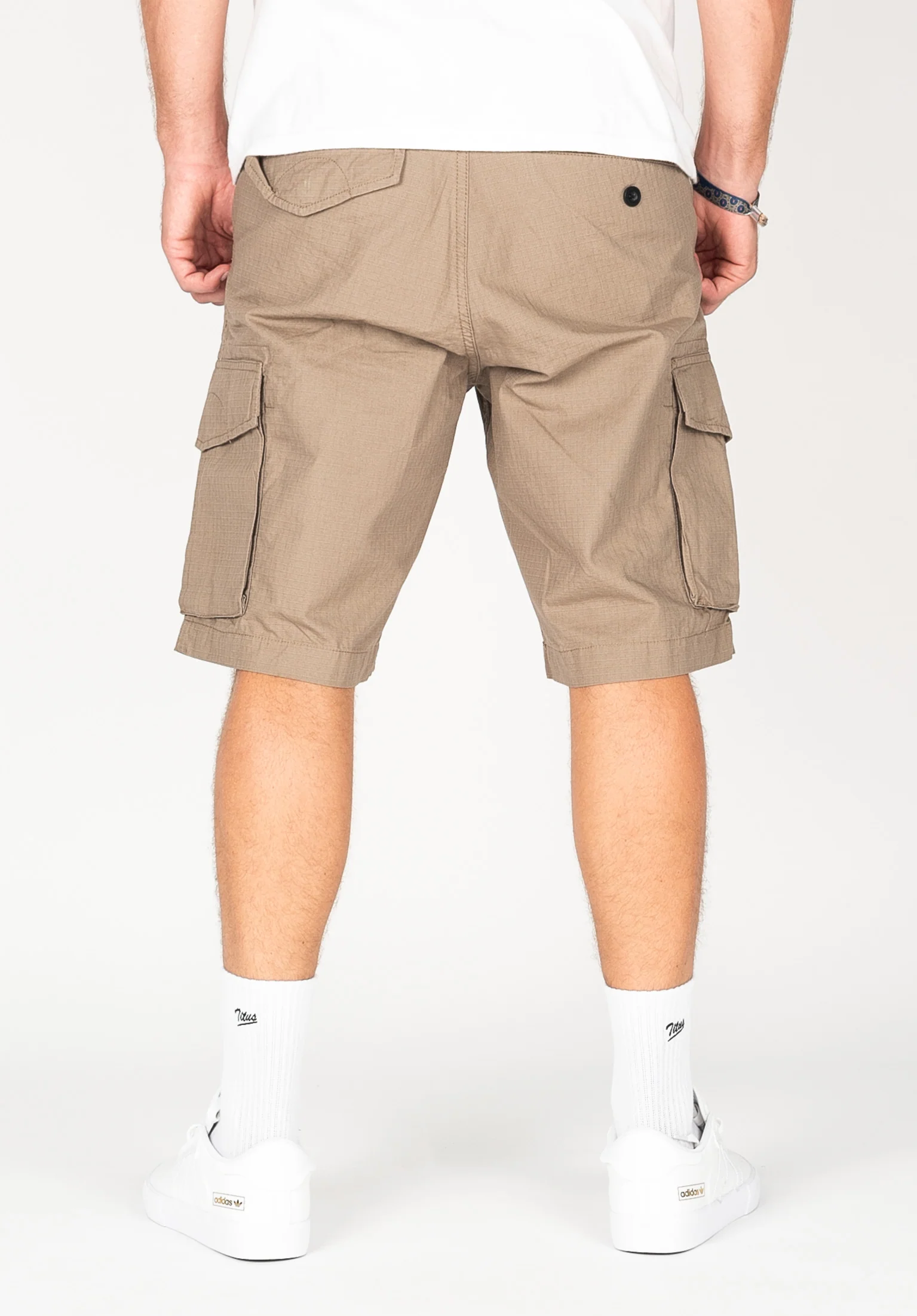 New Cargo - Image 3
