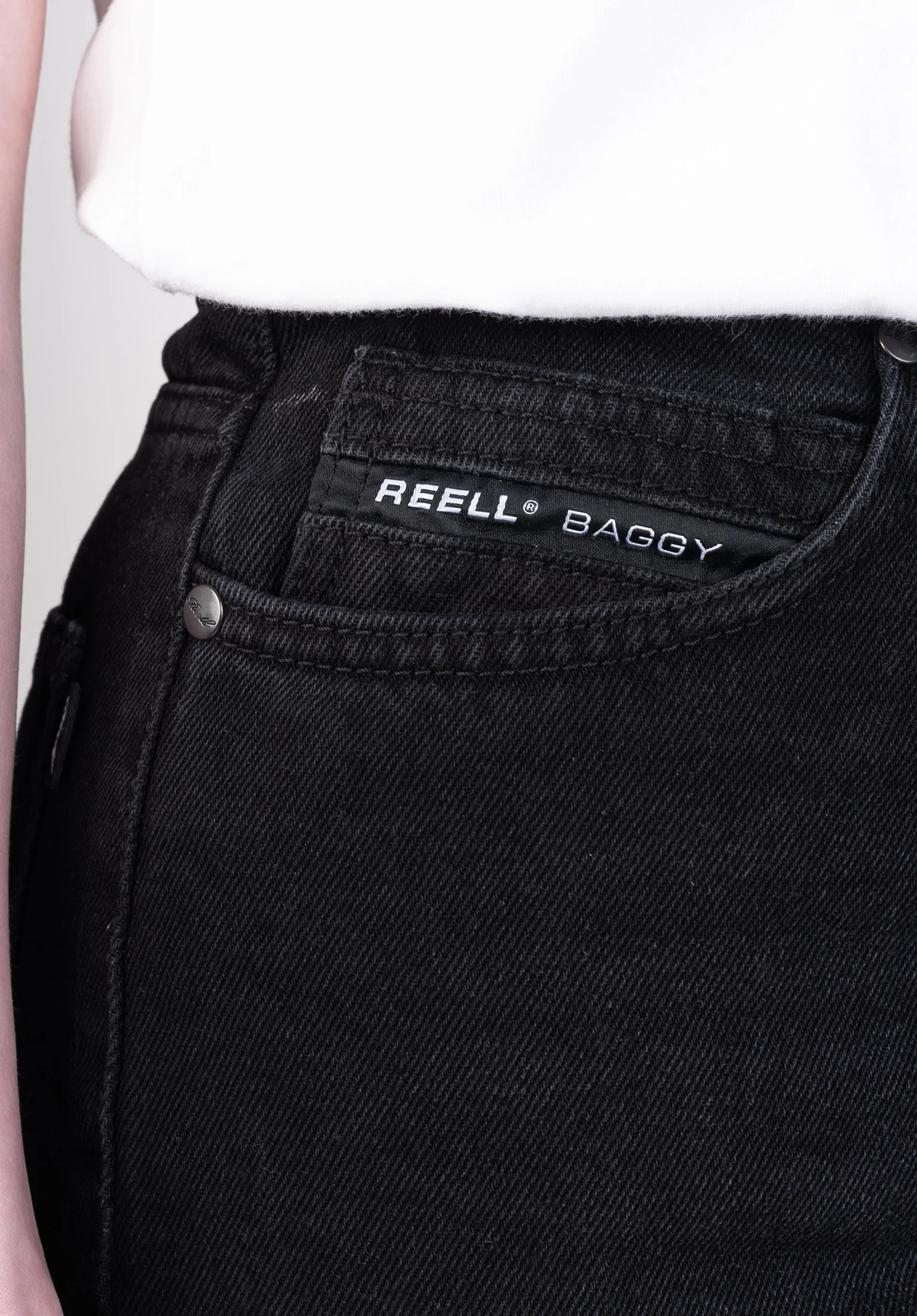Women Betty Baggy - Image 5
