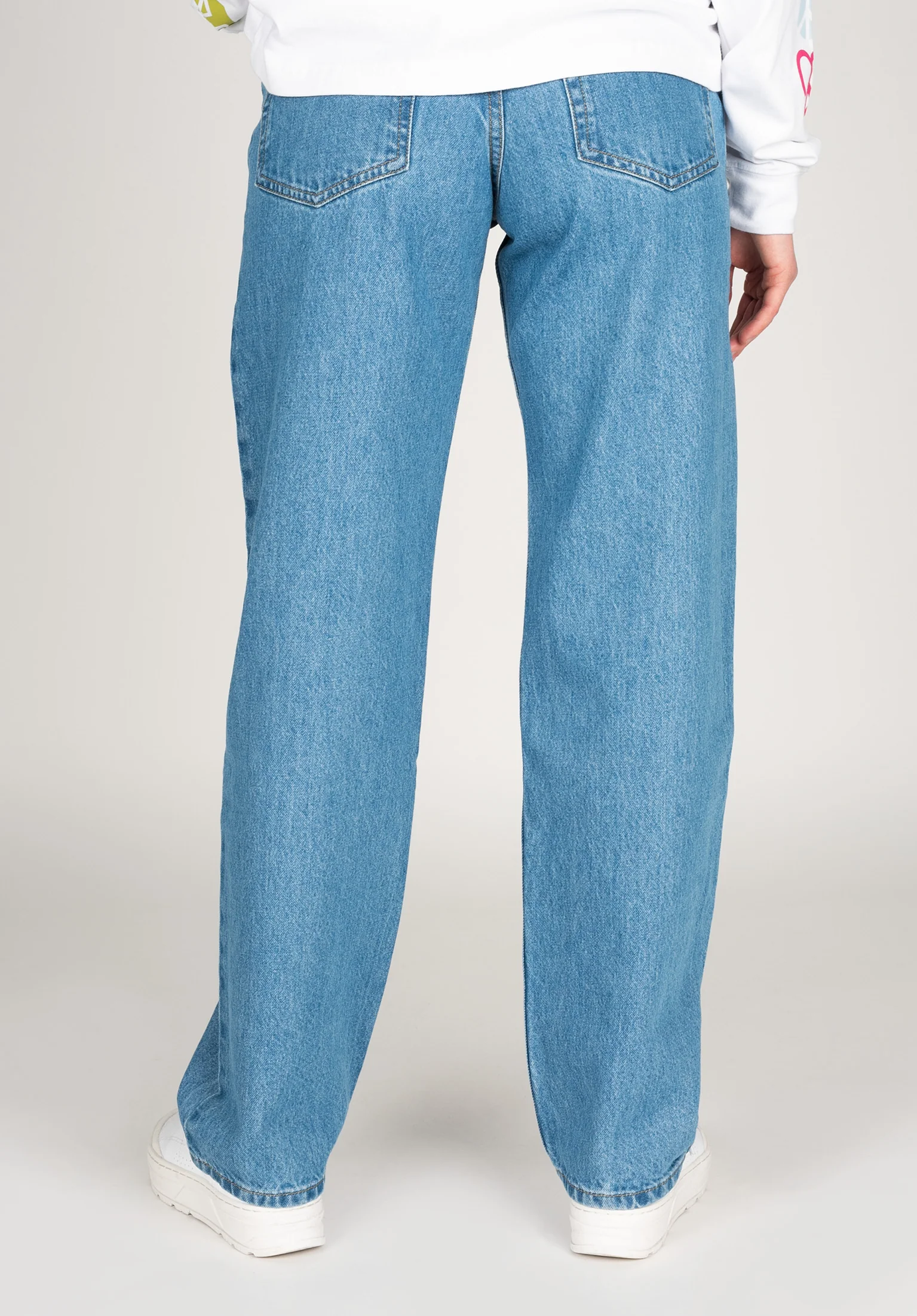 Women Betty Baggy - Image 2