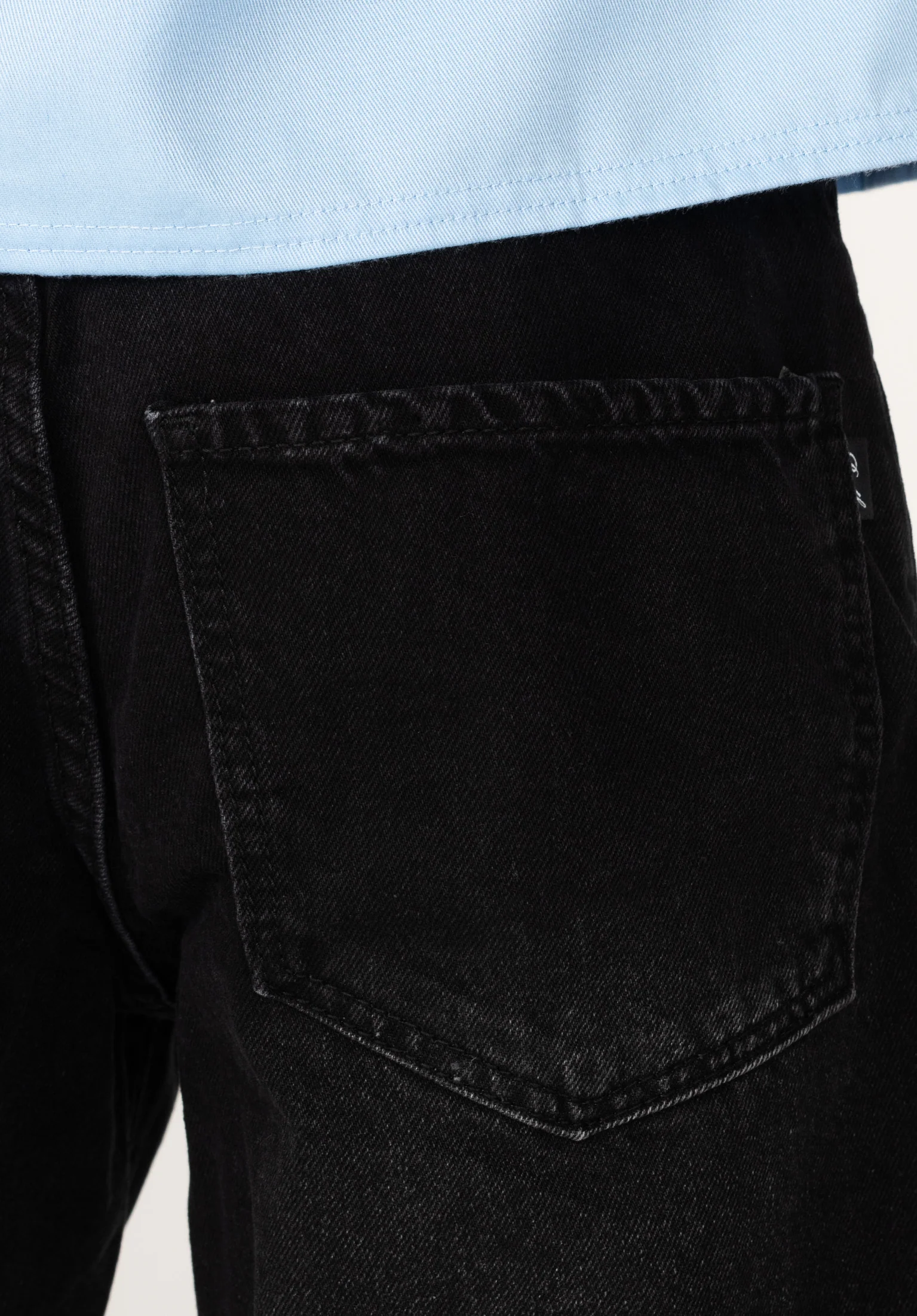Solid Short - Image 4