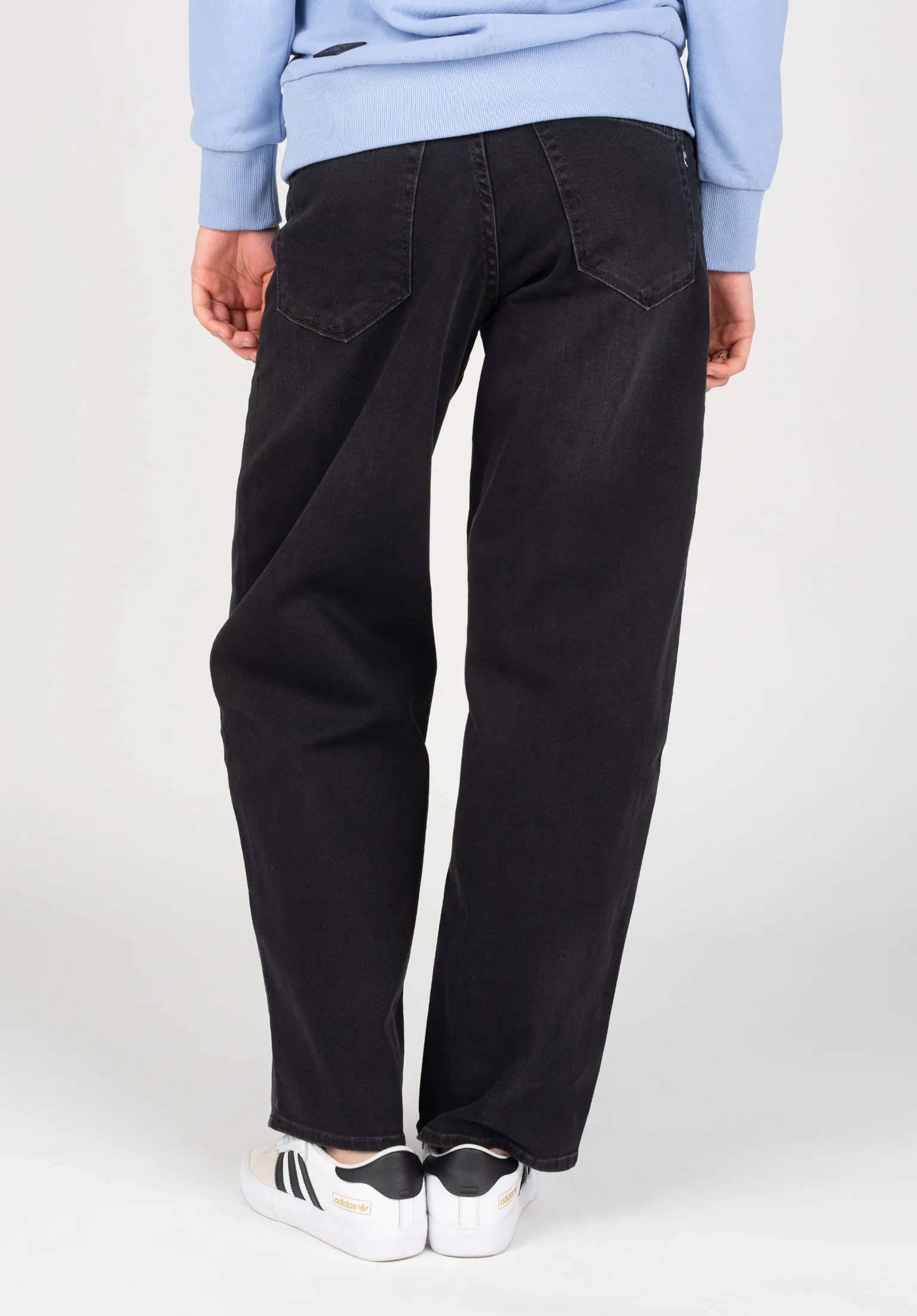 Women ChloƩ Baggy - Image 3