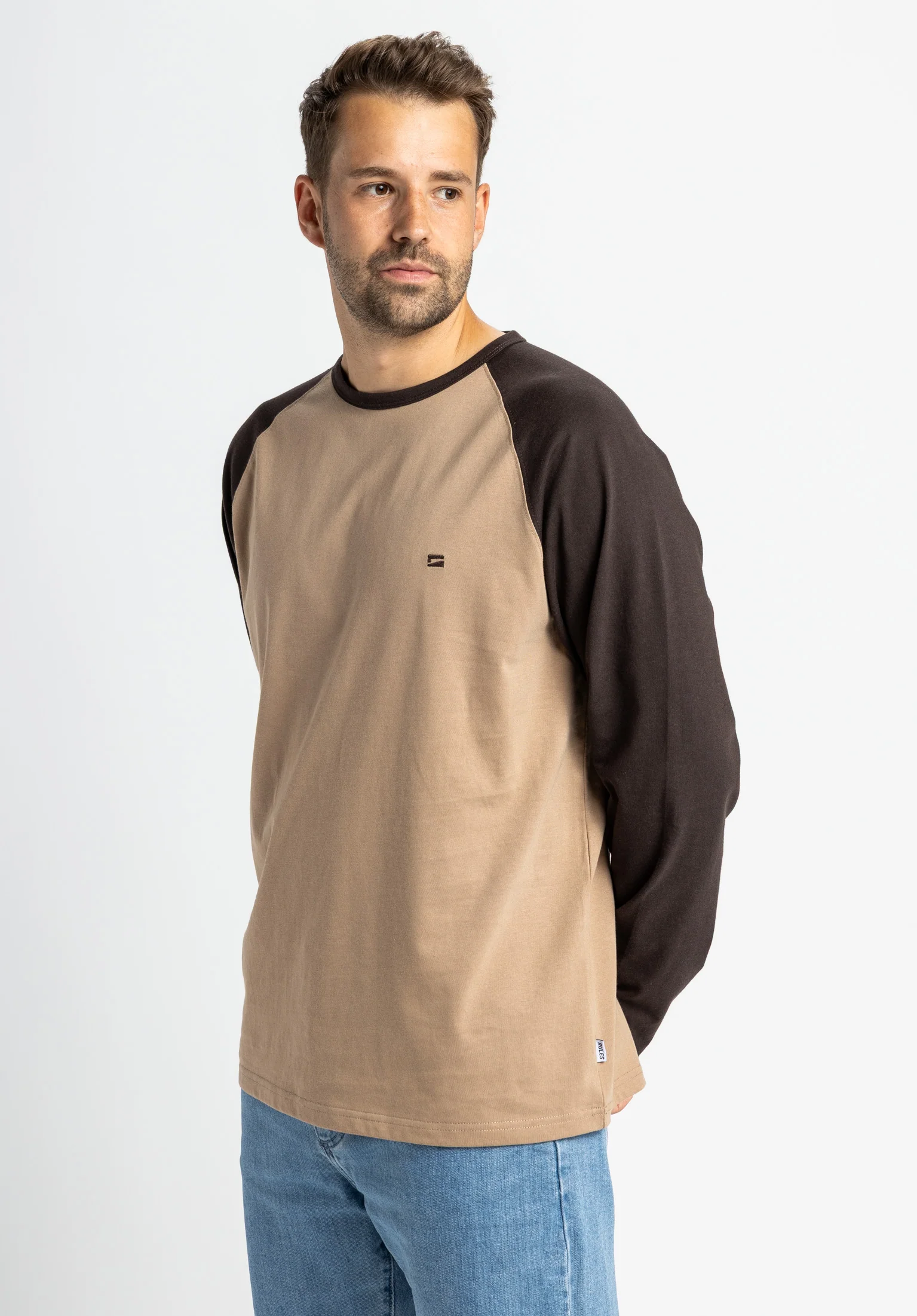 Auris - Image 3