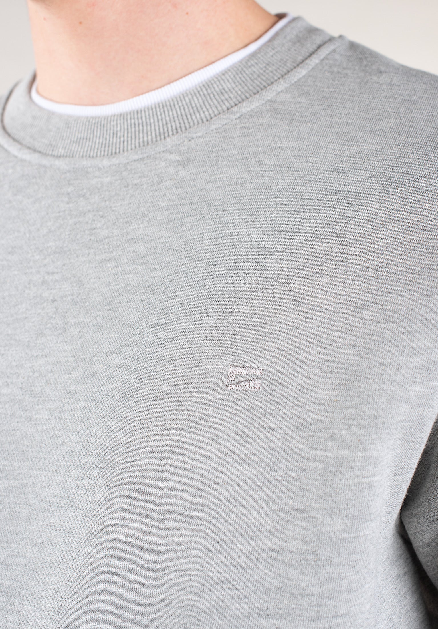 Easy Crew - Image 3