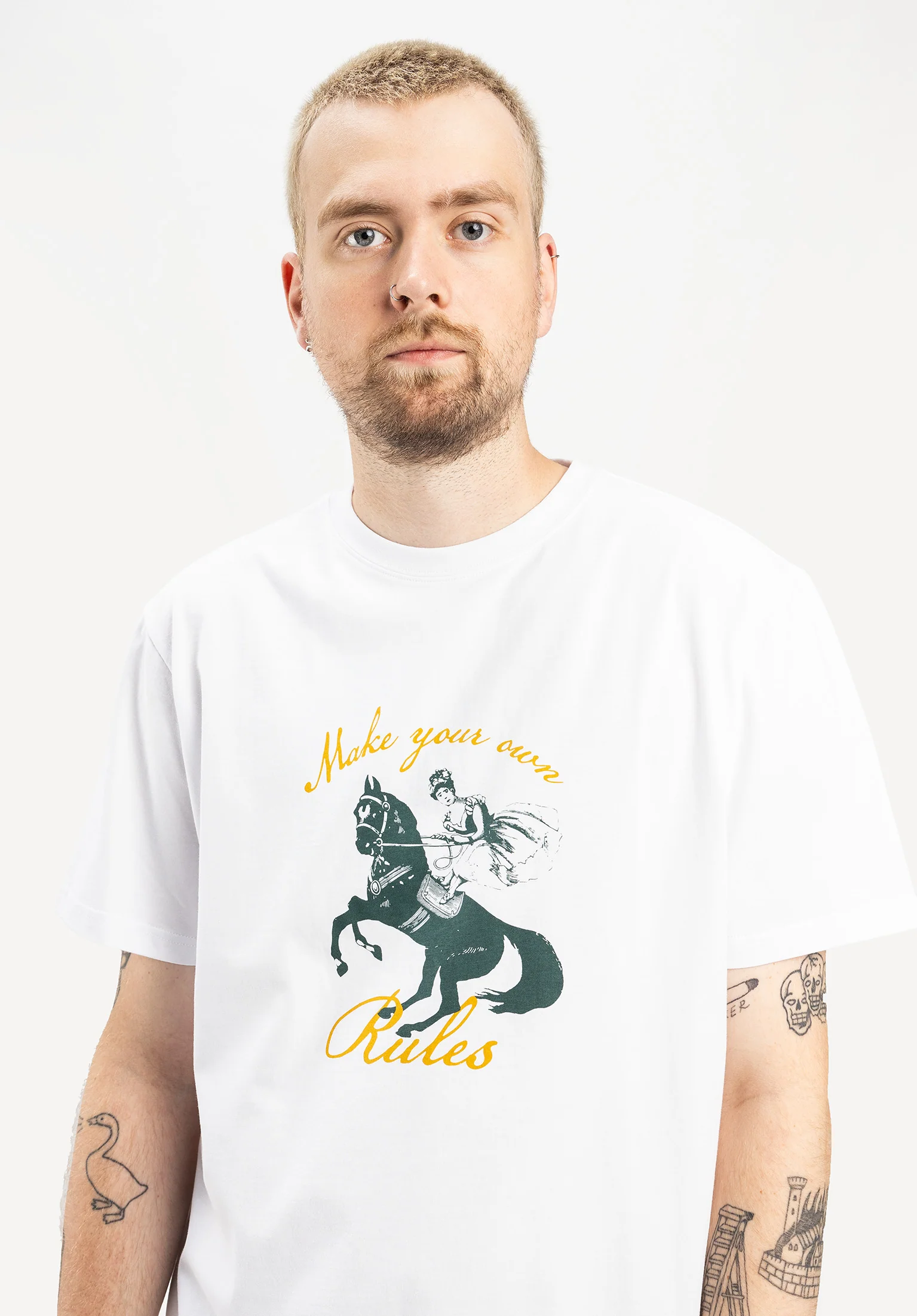 Equs - Image 4