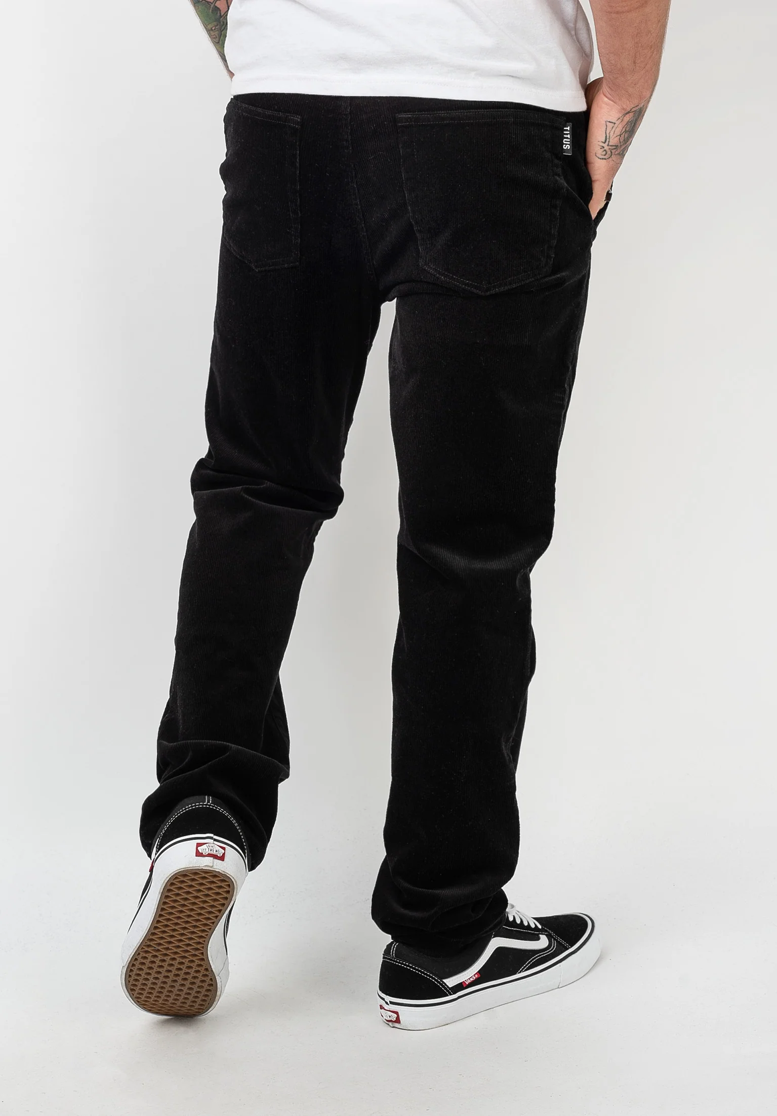 Brandon - Image 2
