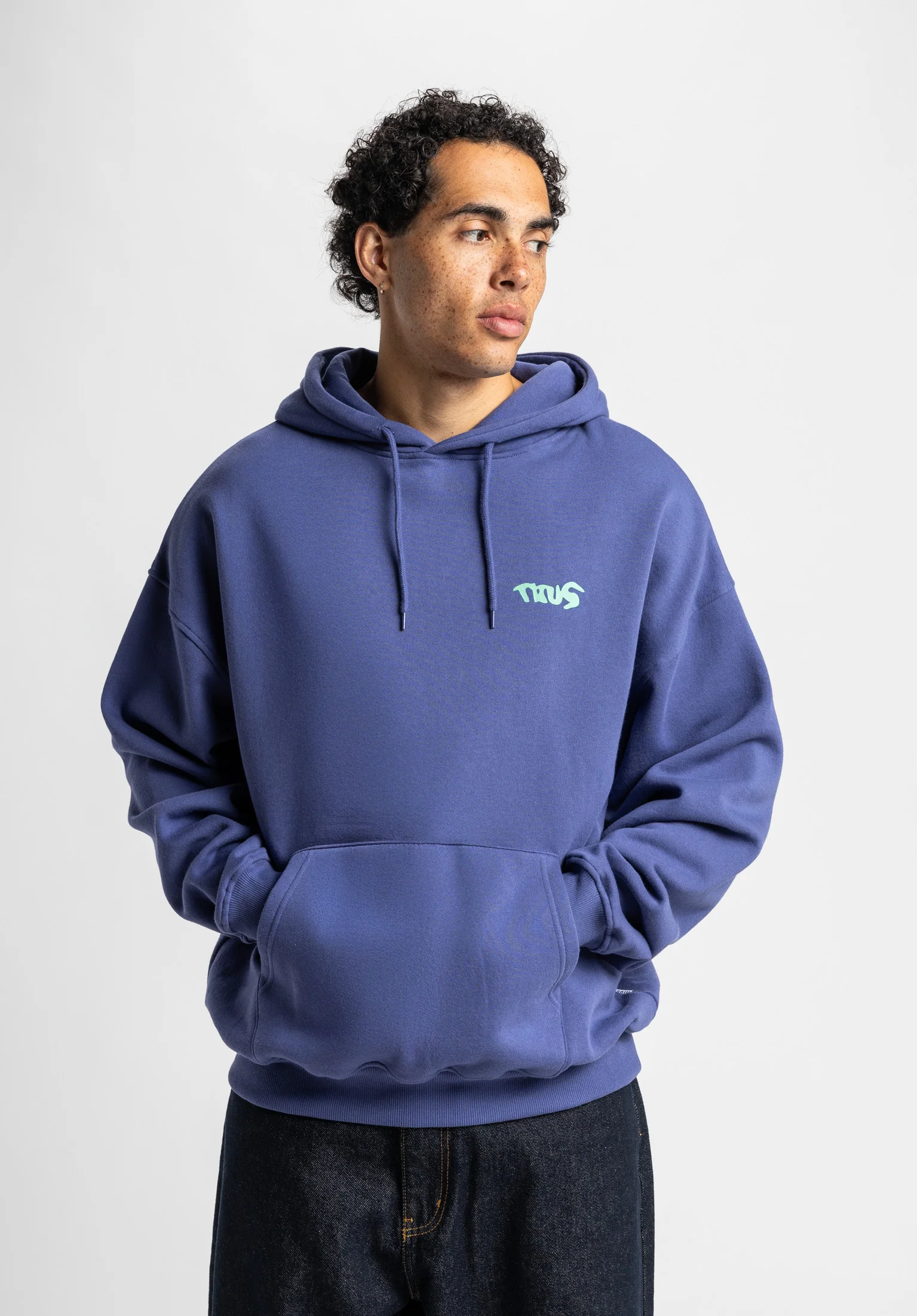 Crew - Image 3