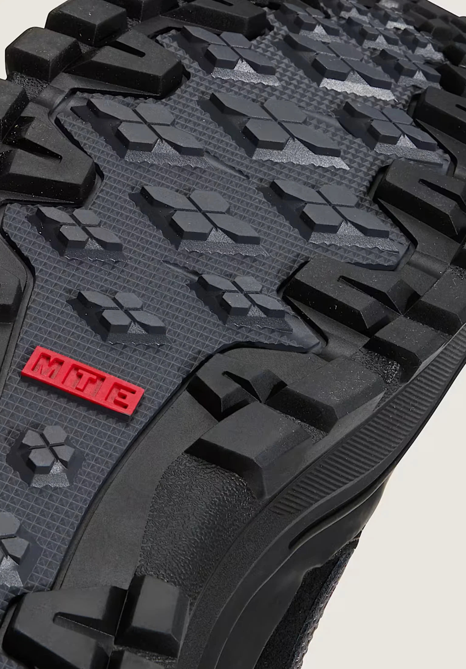 MTE Sk8-Hi Gore-Tex Insulated - Image 7