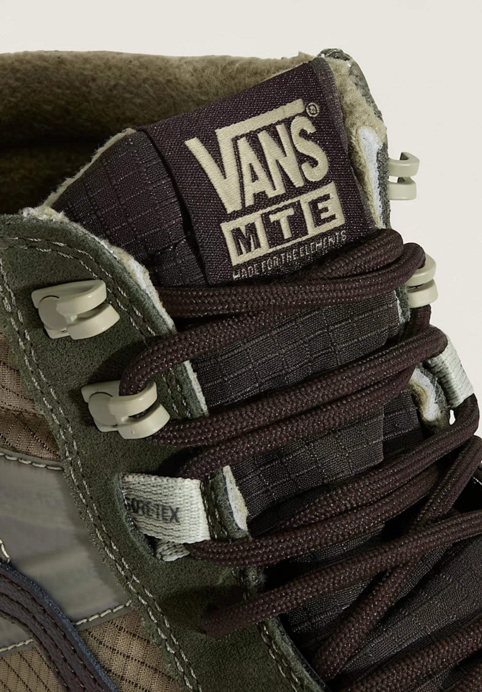 MTE Sk8-Hi Gore-Tex Insulated - Image 6