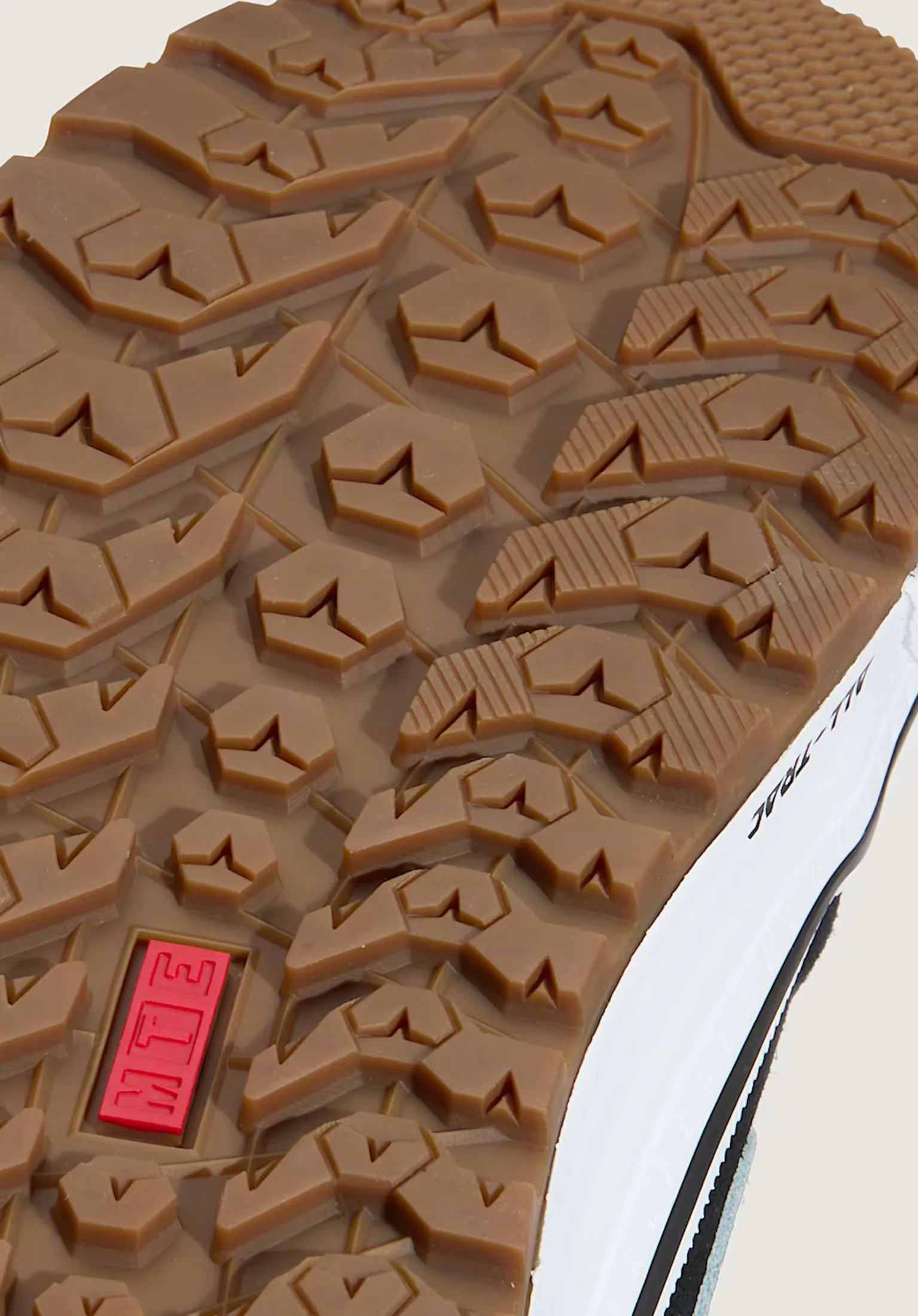 MTE Sk8-Hi Waterproof Insulated - Image 5