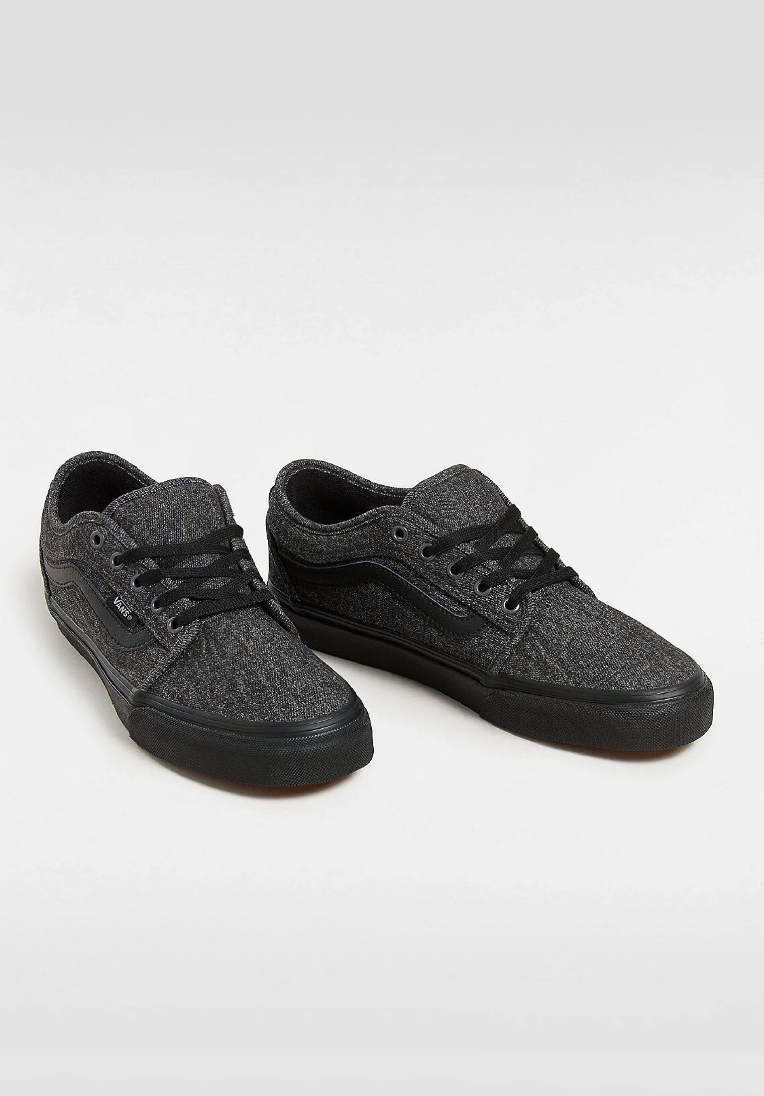 Skate Chukka Low Sidestripe - Image 2