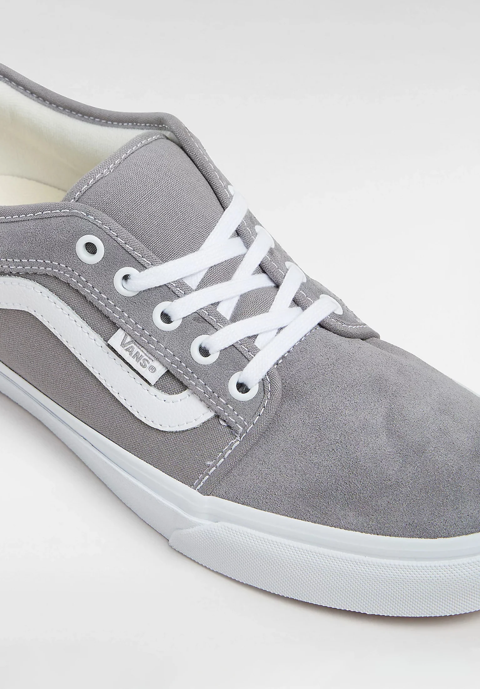 Skate Chukka Low Sidestripe - Image 4