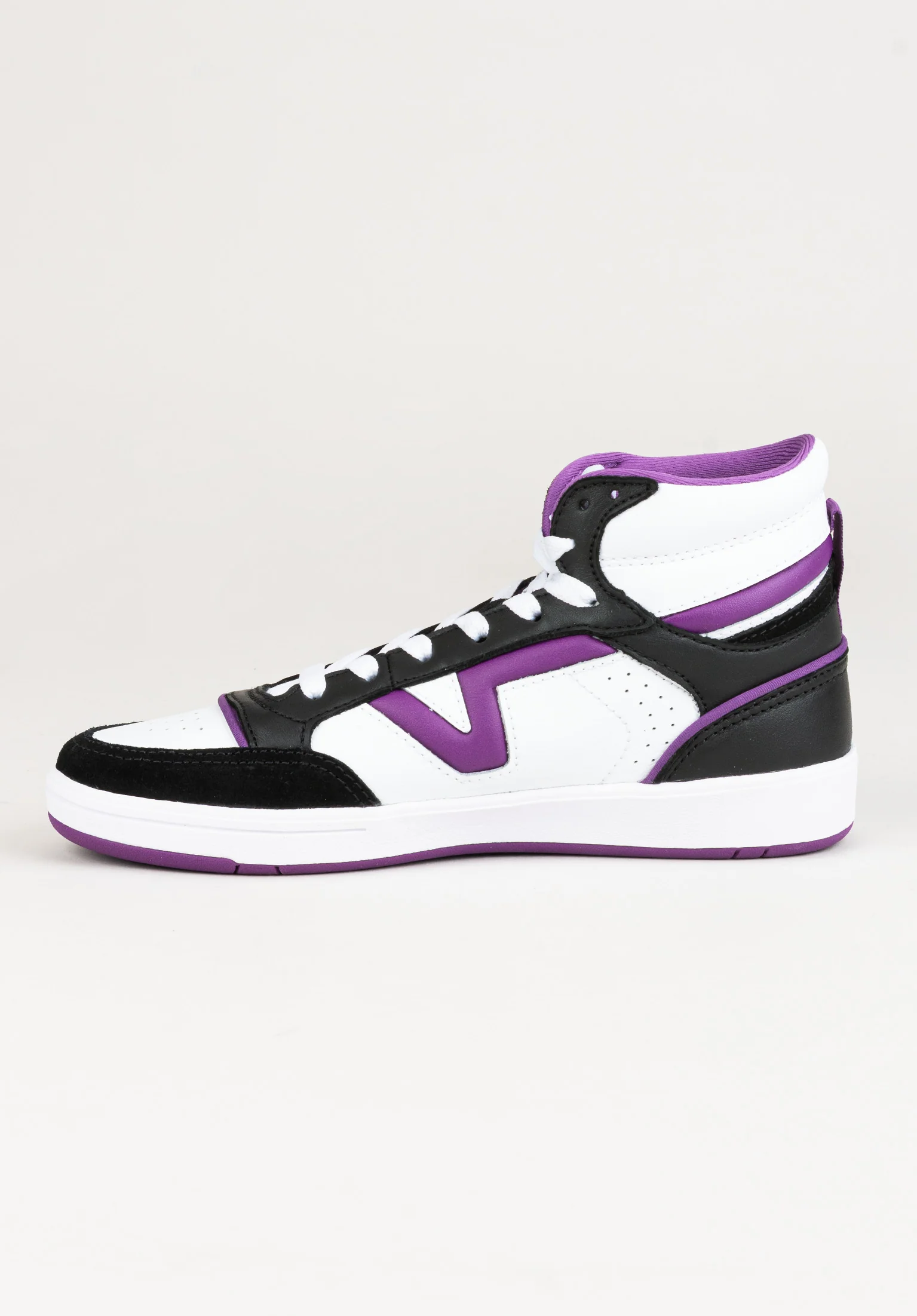 Lowland Mid CC - Image 5